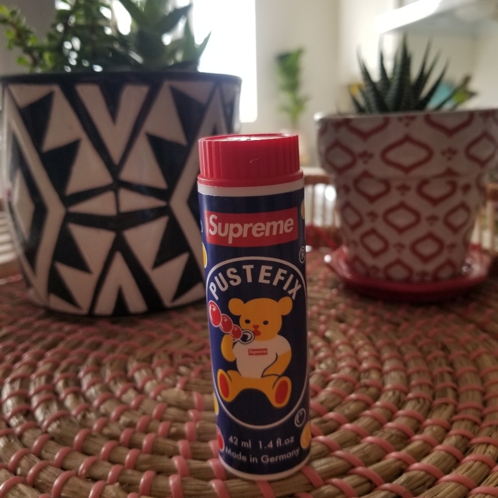 Supreme Pustefix bubble blower toy